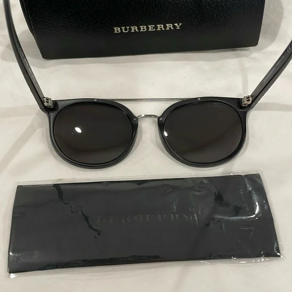 Burberry Polar Grey Mirror Silver round sunglasses for Men